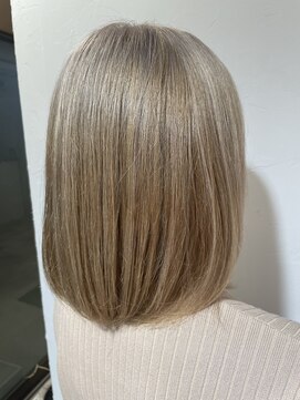 トレフ(Trefle) グレージュボブ