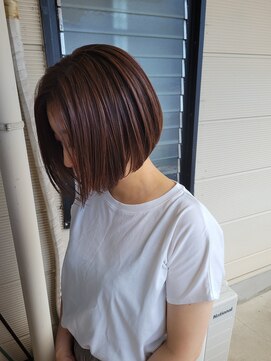 オル(ORU) 前下がりボブ