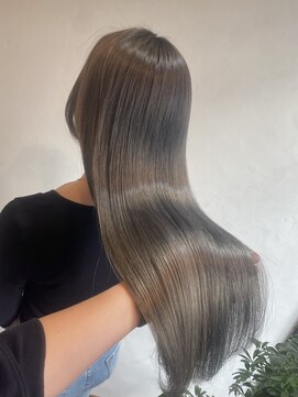 トワ(toi) ラベンダーグレージュ/ブリーチダブルカラー/質感再整/横浜