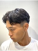 オシャレセンターパートナチュラルパーマツーブロック刈り上げ