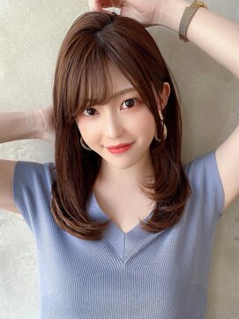 アフロート エル 大阪(AFLOAT L) ミディアムウルフひし形シルエットひし形ボブヨシンモリ