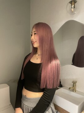 ウタリ(utari) lovelyなピンクヘア【難波 桜川/ケアブリーチ】