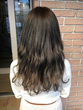 サロンドミルク 原宿(salon de MiLK) ハスキーグレー