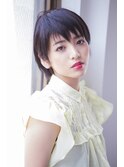 ツヤ感×ジェンダレス×暗髪アッシュショート