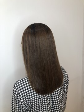 ジーナ 銀座中央通り(Zina) 【Zina 銀座中央通り】イメチェン耳かけ×フォギーベージュ