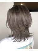 【★★★】おしゃれ女子に人気!ミディアムウルフ