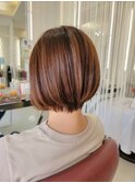 小顔/ショート/ショートボブ/暖色系カラー/白髪染め/30代40代