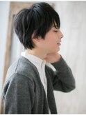 ビジネスも◎黒髪ウェット束感ショートL