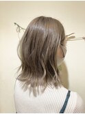 スモーキーグレージュ×ボブ