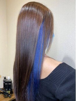 ヘアースペース シック(HAIR SPACE CHIC)の写真/“300色以上の豊富なカラーバリエーション”…自分に似合うカラーが【HAIR SPACE CHIC】で見つかる―。