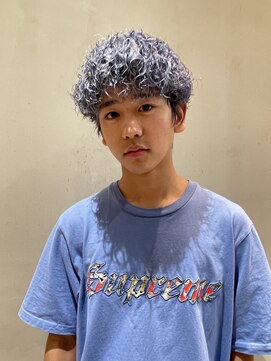 キジ(KIJI) メンズブリーチパーマ