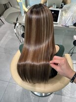 ロンドメリア 天神大名店(Lond Melia)&nbsp;★グレージュカラー斜めバングデザインカラーシルキー ベージュ