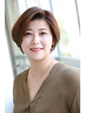 アンヘアナチュラル グラデーションボブカット