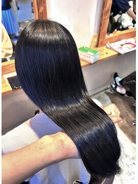 アルーシェ 新宿店(Alushe) ブルーブラック