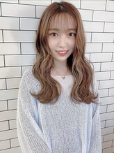 イェッカ パビル(YECCA pabil) AYA