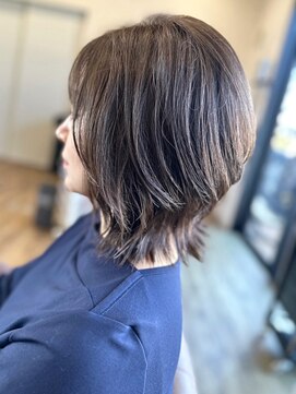 ディーディーフォルム(DD form) オトナ女子のためのふんわりボブ