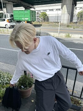 タス(TAS) メンズホワイトベージュ