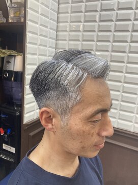 ルピナス 中田(Lupinus) 七三分け刈り上げダンディーヘア