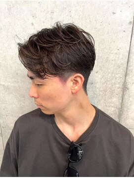 オーサム 下北沢(THE AWESUM) 自然な流れのニュアンスパーマメンズカット[下北沢]