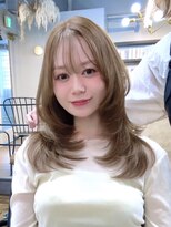 ユニ(uni)&nbsp;ミディアムレイヤー.ベージュブラウン