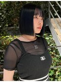 小顔に見えるカットラインの綺麗なタッセルボブ