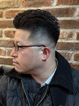 ミリオンバックス 神田店(Million Bucks) スキンフェード