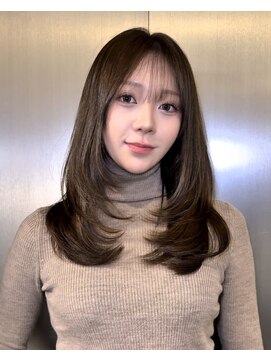 ベル 新宿(Belle) 明るめベージュで大人感抜群