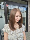 ミントベージュ