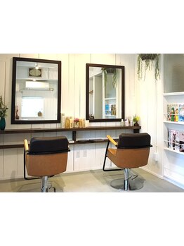 落ち着いた上品な髪色で大人の魅力を引き出します.+♪《アディクシー・オルディーブ・ナシード》取扱★