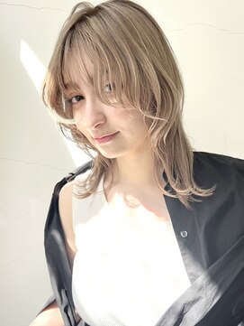 ココ 原宿(KOKO) 大人ガーリー似合わせカットミディアムレイヤーカットブリーチ