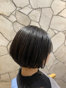 アーサス バイ ヘッドライト 新小岩店(ursus by HEADLIGHT) グラデーションボブ