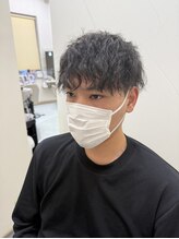 アップリップスダブリュー(Uplips.w) SNSで大人気！シャドウパーマ