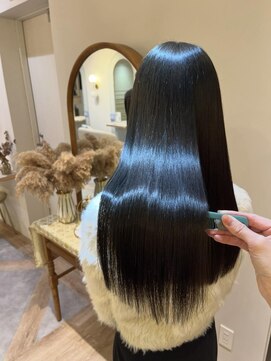 アンド ラ ブランシュ(&.La Blanche) アプリコットオレンジ/くびれヘア/ストレート/縮毛矯正