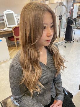 ウィ 立川(Oui) 【Oui×HIROMU】ミルクティーベージュ/韓国ヘア/韓国巻き/