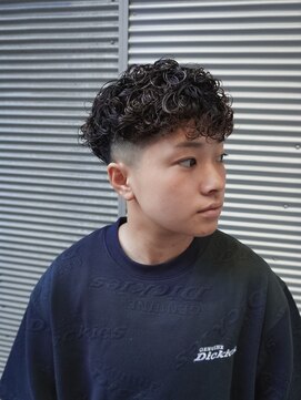 メンズグルーミングナンバーナイン(MEN'S GROOMING NUMBER NINE) 【早田隼哉/フェードカット/バーバー】