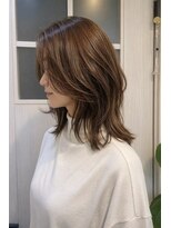 ジゼルアライ(gisele arai)&nbsp;重く見せない、柔らかレイヤー