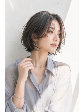 アッシュ 学芸大学店(Ash) ショートボブ/大人女性/ナチュラルグレー/白髪ぼかし/脱白髪染め