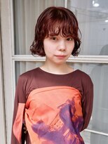 オーオ シカシカ(OOO YY)&nbsp;スタイリングしやすいニュアンスボブパーマ×オレンジブラウン