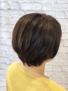 ミーティア バイ クアトロ(Meteor By QUATRO) オフィスでも浮かない大人のラフスタイル