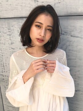 ヴェイン(VEIN) フォギーベージュ/ウェーブパーマ/耳かけ/ボブ