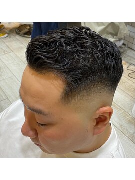 グルーマーズトウキョウ(GROOMER/S TOKYO) アイロンパーマ フェードカット バーバー GROOMERSTOKYO