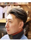 <理容室><バーバー>ビジネス七三フェードニュアンスパーマ