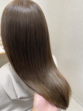 マロ(Maro) つや髪グレージュカラー