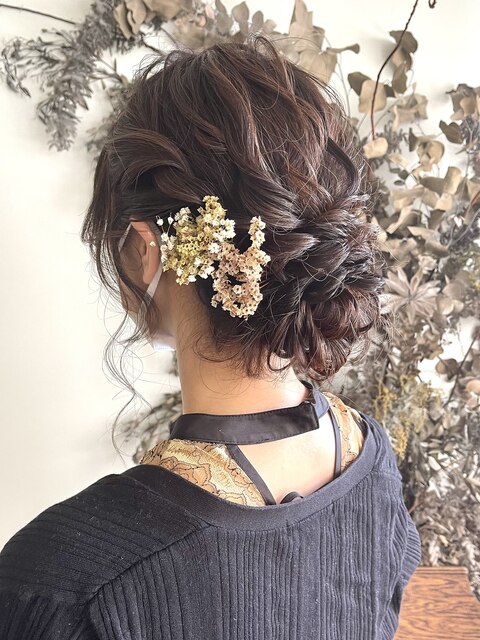 シニヨンヘアアレンジ