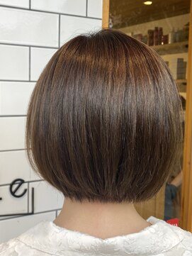 ノエル(noele) ショートボブ×オリーブベージュ