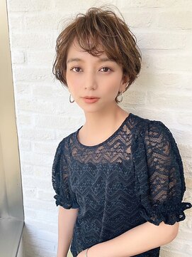 ヘアリゾート粋 新宿三丁目本店 《前地 麻衣》ゆるふわショート/透明感カラー