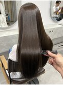 オリーブベージュ