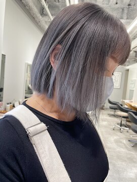 アヴァンス 京橋店(AVANCE) パッツンとボブとシルバーグレー