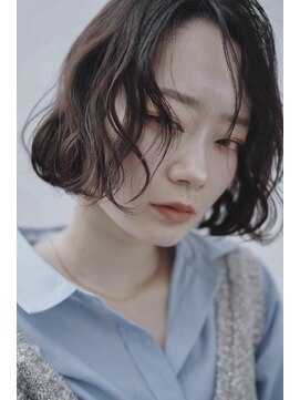 リリアン(ReLien) 大人可愛いウェーブボブ