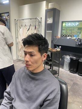 フランクスバーバーリベラルド 横浜(FRANK'S BARBER LIBERALD) アップバングスタイル　U